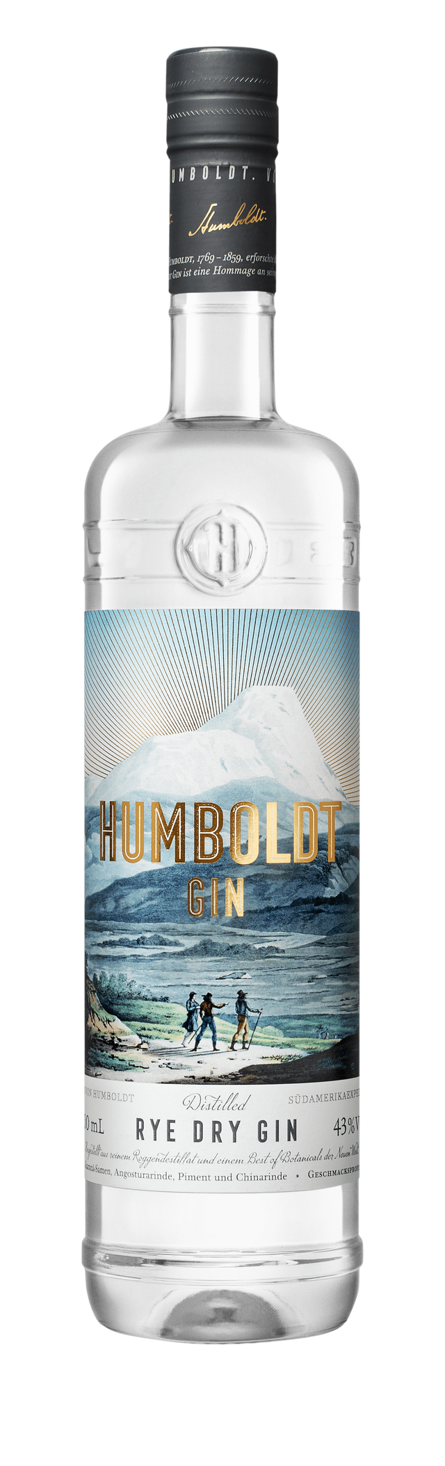 Eine Flasche Humboldt Gin mit einem kunstvollen Etikett, das eine Berglandschaft und drei Wanderer zeigt, steht im Fokus.
